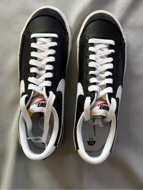 Nike Men’s or Women’s Blazer Low ‘77 Black and White Low Top Swoosh Sneakers